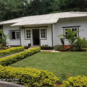 heritage-bungalow.hotels-munnar.com/